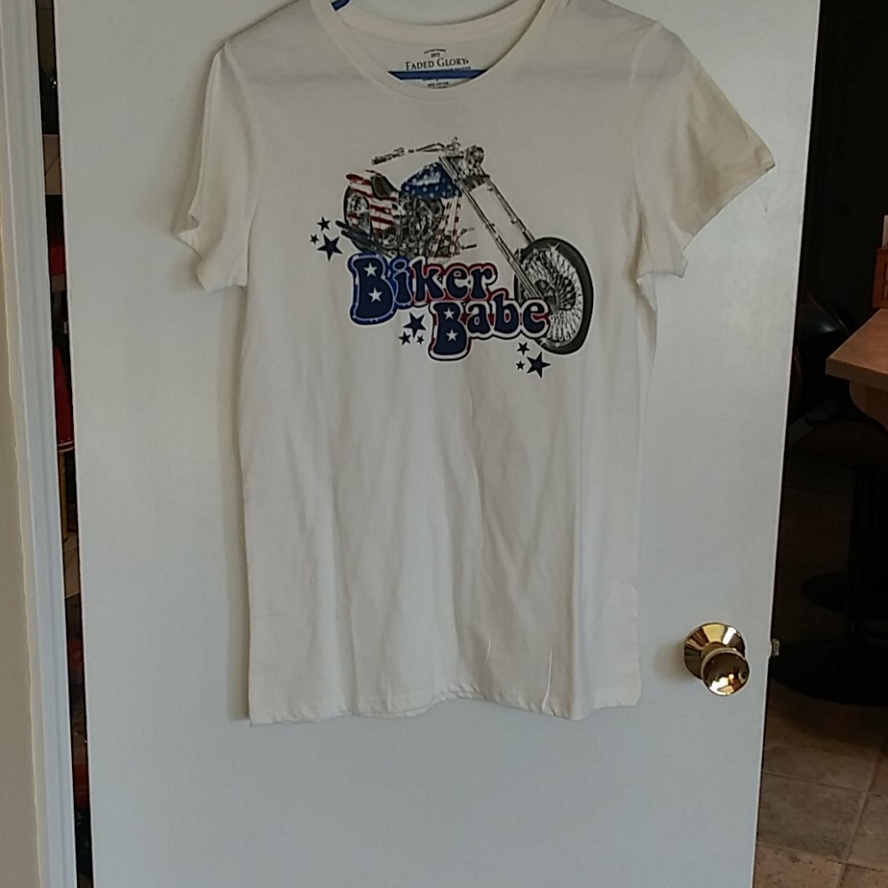Women's T shirt